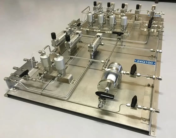 Platine systèmes fluides